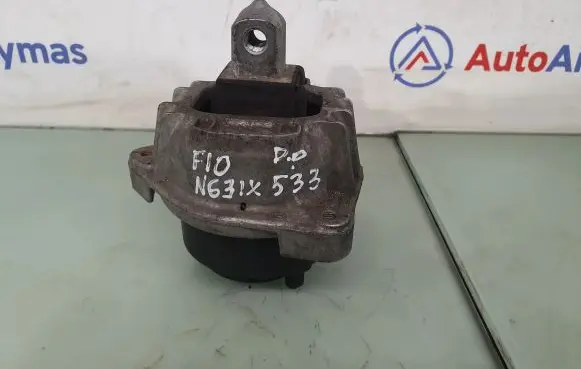 BMW 5 F10 F11 Engine mount bracket 6777374 22116777374