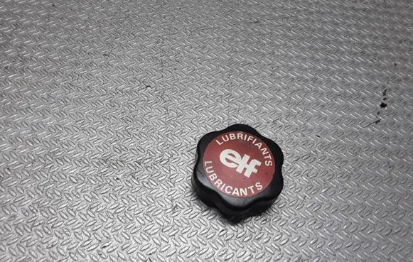 Renault Megane I Oil filler cap 