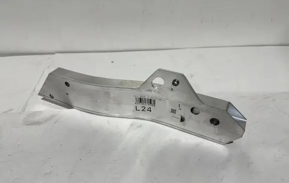 Mercedes-Benz GLC X253 C253 Headlight/headlamp mounting bracket A2536210400
