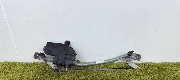 Volvo V40 Front wiper linkage and motor 3397021692 31378574 31378575