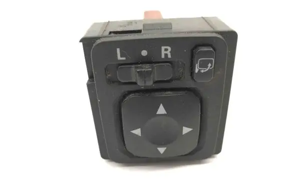 Mitsubishi Grandis Wing mirror switch 183569
