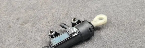 Clutch slave cylinder