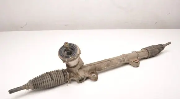 Hyundai i40 Steering rack 565003Z100