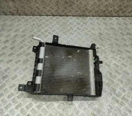 Land Rover Defender Coolant radiator LPLA8A107BC R8B28D048BA