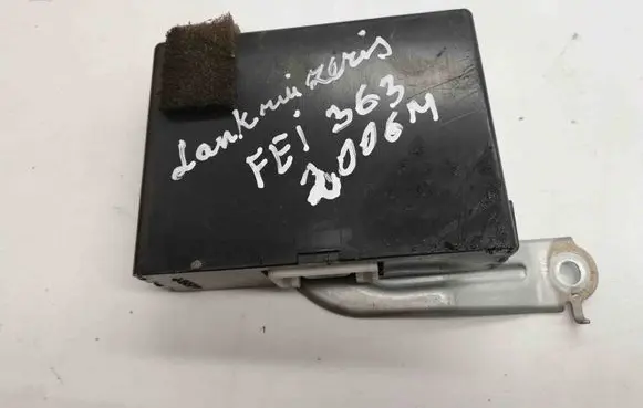 Toyota Land Cruiser (J120) Other devices 8748060040