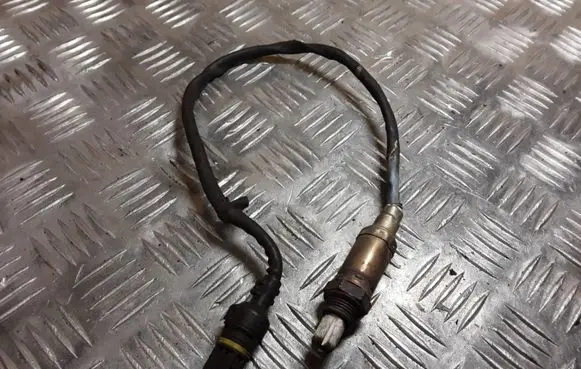 BMW 5 E39 Lambda probe sensor 0258005259 75034419 117875034419
