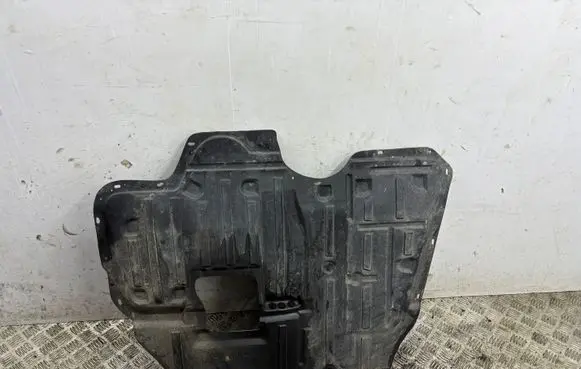 Engine splash shield/under tray
