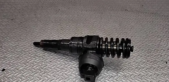 Seat Altea Fuel injector 038130073AG