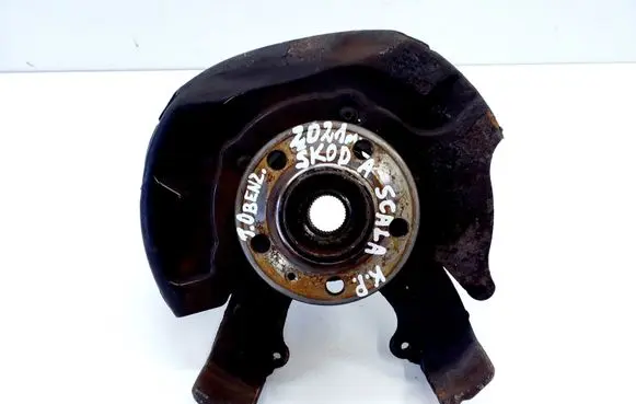Front wheel hub