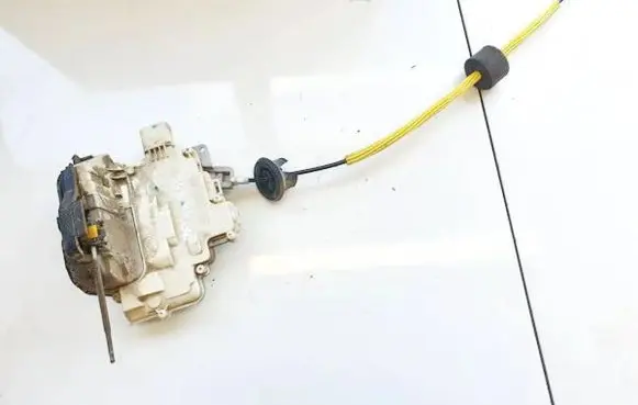 Audi A6 S6 C6 4F Rear door lock