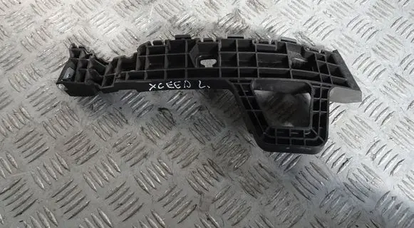 KIA Xceed Rear bumper mounting bracket 86615-J7CA0
