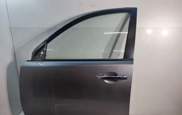 Mitsubishi L200 Front door 