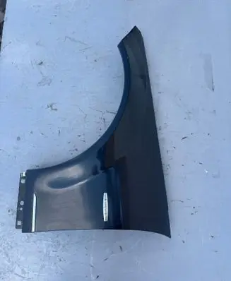 Mercedes-Benz C W204 Fender 