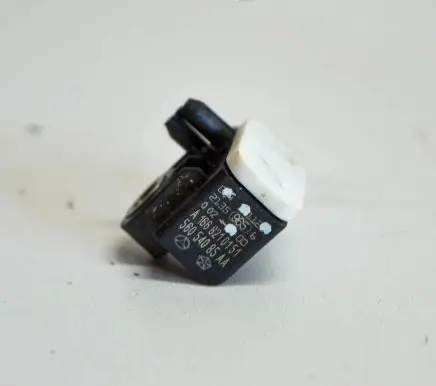 Dodge Challenger Airbag deployment crash/impact sensor A1668210151