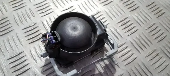 Toyota Avensis T250 Alarm system siren 8904002010