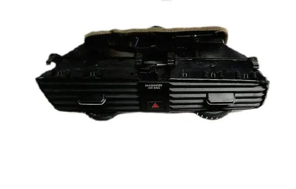 Volkswagen Golf VII Dash center air vent grill 5G1815735C