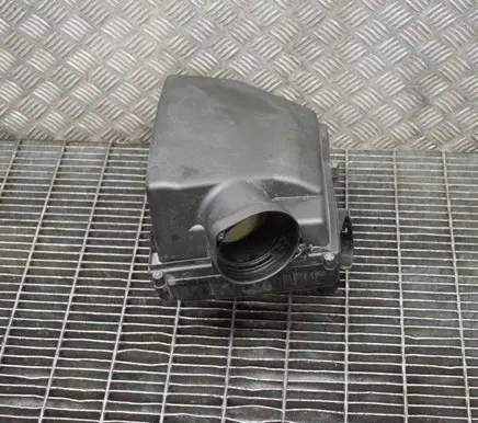 Volvo XC60 Air filter box