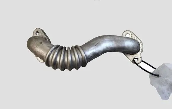 Volkswagen Polo V 6R EGR valve line/pipe/hose 03L1315210