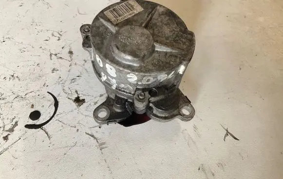 Renault Laguna III Vacuum pump 8200376925