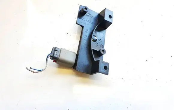 Antenna control unit