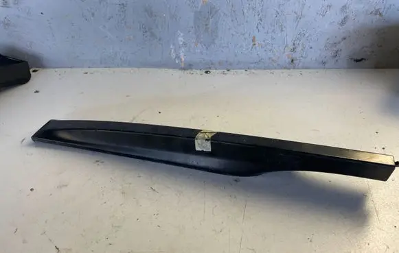 Renault Clio III Roof bar rail cover 8200718705 8200718707