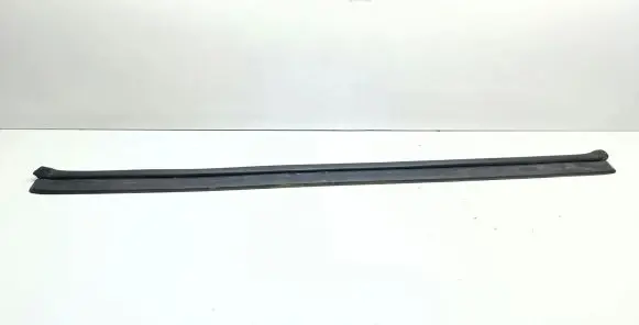 BMW 5 F10 F11 Engine compartment rubber 