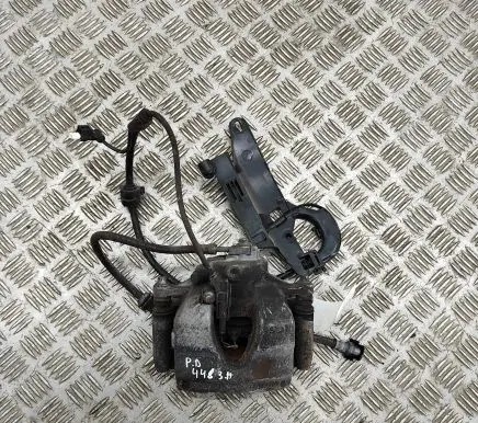 Mercedes-Benz CLA C118 X118 Front brake caliper A2474214000