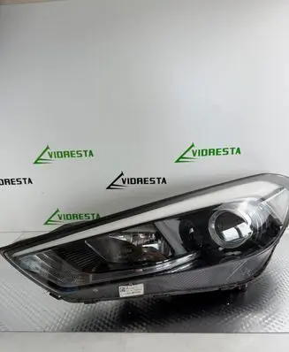 Hyundai Tucson TL Headlight/headlamp 92102D7100 151220172150