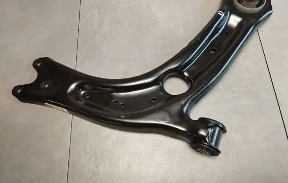 Front lower control arm/wishbone