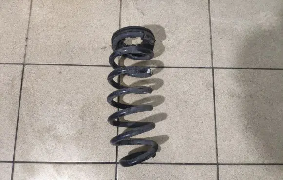 Land Rover Discovery Sport Rear coil spring K8D25B749LB