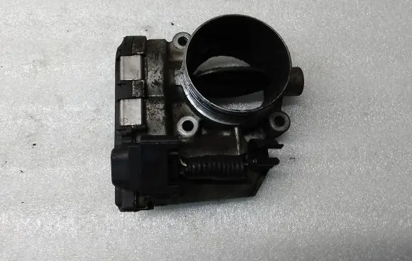 Volvo XC90 Throttle valve 8692720 06W172