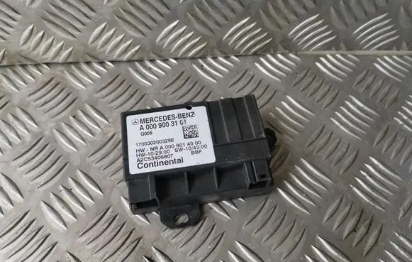 Mercedes-Benz E W212 Fuel injection pump control unit/module A0009003101