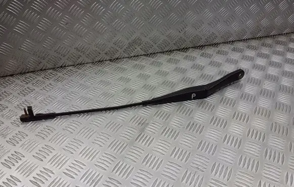 Opel Astra H Front wiper blade arm 13111220