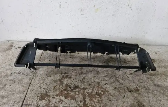 Mercedes-Benz C W204 Bottom radiator support slam panel A2045050430 BBP161501