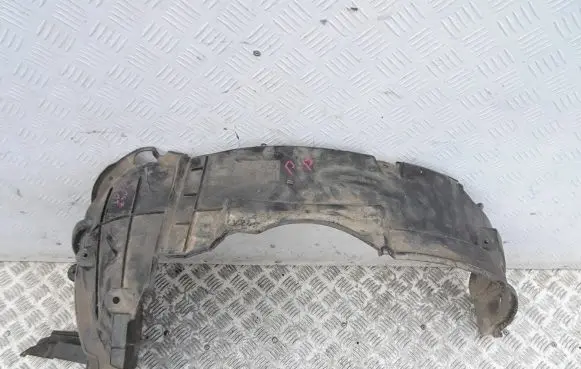 Suzuki Swift II Other engine bay part 7232168L0