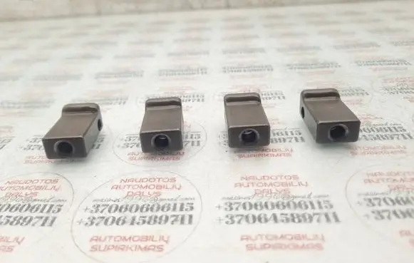 Audi A6 S6 C5 4B Fuel Injector clamp holder