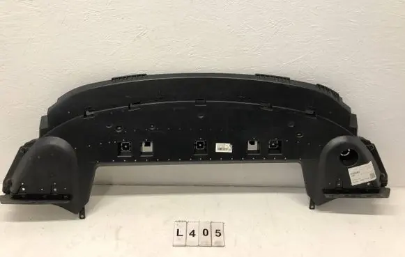 Opel Grandland X Front bumper skid plate/under tray YP00028180