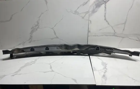 Mercedes-Benz C W204 Wiper trim 204830907 PN204830907