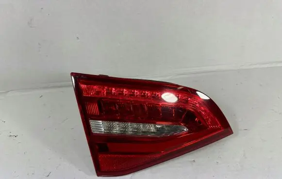 Audi A4 S4 B8 8K Tailgate rear/tail lights