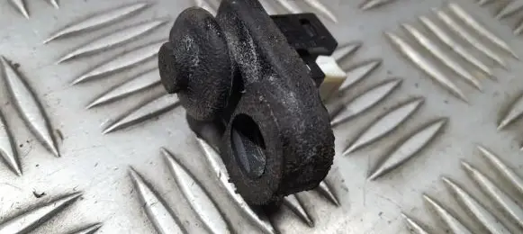 Nissan Qashqai Front door sensor 