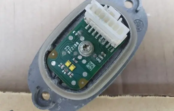 Skoda Octavia Mk4 LED ballast control module 5E4941016