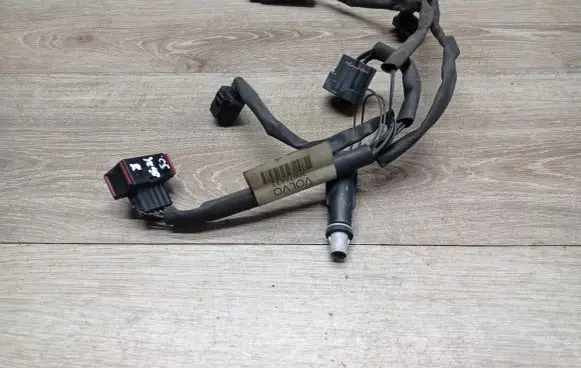 Volvo XC90 Headlight/headlamp wiring loom/harness 30678833