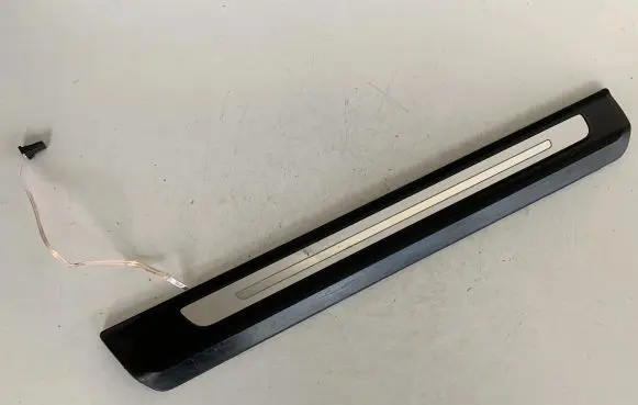 Audi Q7 4M Front sill trim cover 4M0947406