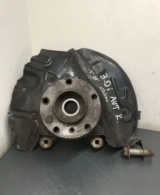 BMW X5 E53 Front wheel hub