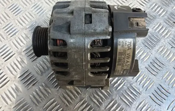 Skoda Fabia Mk1 (6Y) Generator/alternator 03D903025H