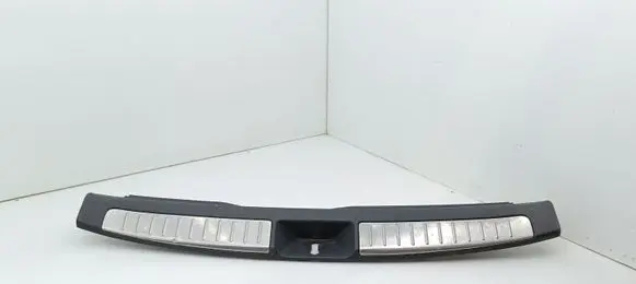 Toyota Avensis T250 Trunk/boot sill cover protection 5838705090