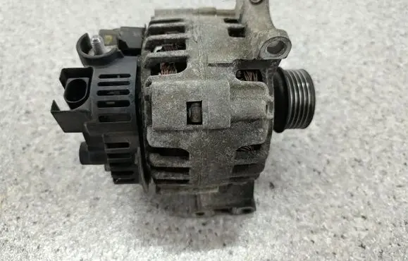 Mercedes-Benz A W169 Generator/alternator A2661540802