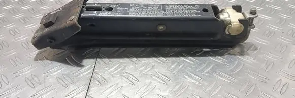 Mercedes-Benz C W203 Lift Jack A2035830415
