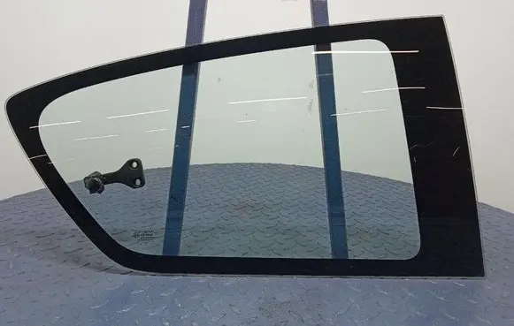 Toyota Aygo AB10 Rear door window glass 