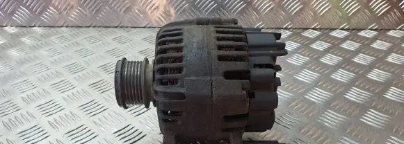 Volkswagen Caddy Generator/alternator 06F903023E